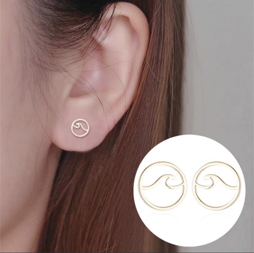 Tranquillity Wave Earrings - Silver